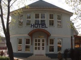 Strand Hotel, hotel v destinaci Bogács