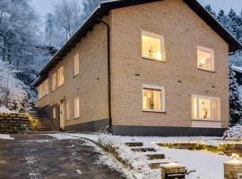Child friendly Villa 4BR 10 min to Gothenburg City, ubytování v soukromí v destinaci Partille