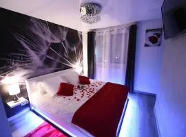 "glamappartspa" Surprise Luxe & Park