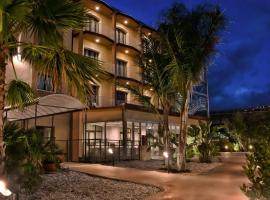 Viola Palace Hotel, hotel v destinácii Villafranca Tirrena