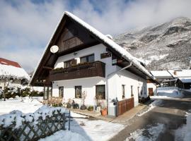 Apartments and Rooms Ražen, hotel with parking in Bohinj