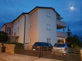 Apartments Vučko, Hotel in Povile