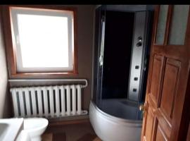 Міні-готель, Hotel in Roztoky