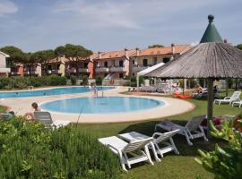 Appartamenti in Residence Portosole e Residence Tamerici con piscina-Cavallino Treporti, отель в городе Каваллино-Трепорти