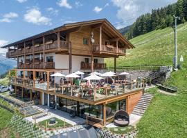 Mountain Lodge Prennanger, hotel cerca de Hirzer, Scena