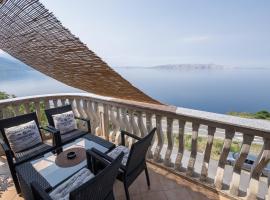 Apartments Lola、セニのホテル