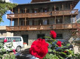 Chalet Felse, cabaña o casa de campo en Bormio