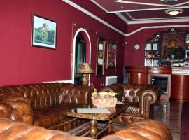 Hotel Lovćen, hotel v destinaci Podgorica