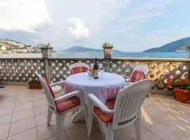 Sea Line Apartments