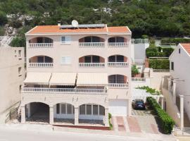 Apartments Obradović, hotel in Neum