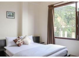 Kandāghāt에 위치한 호텔 Breath-taking valley view rooms in shimla