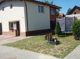 Apartament Małgosia, hotel en Swarzewo