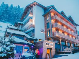 Hotel Scoiattolo, hotel in zona Ski Lift Doss Dei Laresi, Tesero