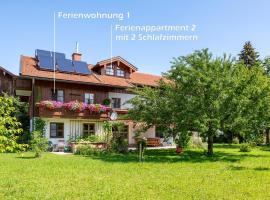 Zaißlhäusl Hof Ferienwohnungen – hotel w mieście Übersee