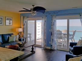 Put-in-Bay Waterfront Condo #207, hotel with pools in Put-in-Bay