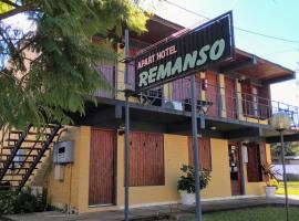 Remanso Apart Hotel, hotel i Termas del Daymán
