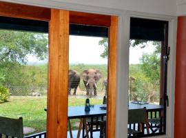 Tingala Lodge - Bed in the Bush, hotell i Phalaborwa