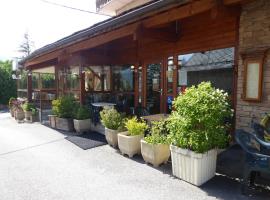 Hotel Les Chenets, hotel v destinácii Saint-Julien-en-Champsaur
