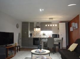 Comfortable apartment with terrace, alquiler temporario en Trois-Ponts