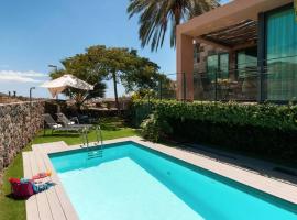 Villa With Private Pool In Luxury Golf Resort, hotell i Salobre