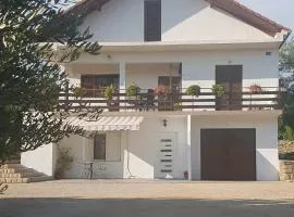 Apartment Stipe