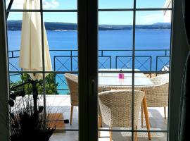 Apartments Villa Harmonie - Adults Only +14, spa hotel in Crikvenica
