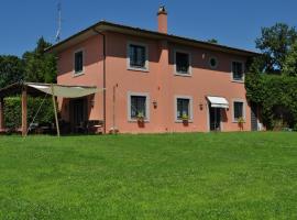 Casale Vicino Al Golf Nazionale, bed and breakfast en Monterosi