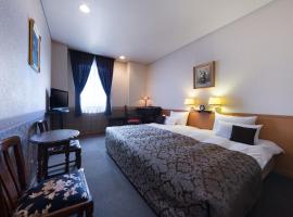 CHRES, hotel near Kochi Ryoma Airport - KCZ, Kochi