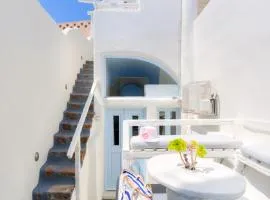 Christina's Cave House