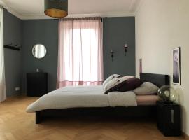 Appartement Douces heures avec parking couvert privé, hôtel au Locle