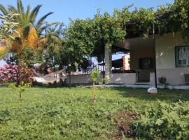 Country Village House, hotel em Skala Mistegnon