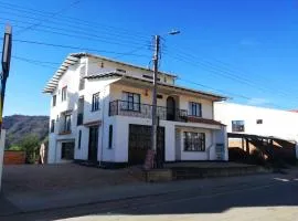 Hotel el mesón Tinjacá