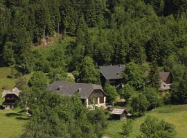 Grundnerhof, farm stay in Arriach