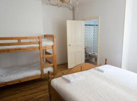 Hotel Solomiac, hotel v destinaci Grand-Vabre