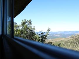 Chale Vista Encantada: Lavras Novas'ta bir Oda ve Kahvaltı