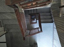 Hotel Rajveer โรงแรมในPhulera