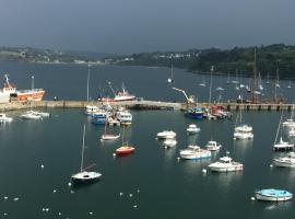 Appartement Design I - Port du Rosmeur - Douarnenez, lägenhetshotell i Douarnenez