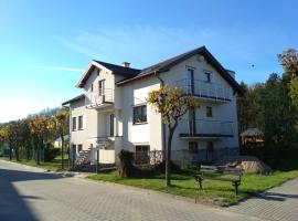 Pokoje goscinne "U Adaska", hotell sihtkohas Chałupy