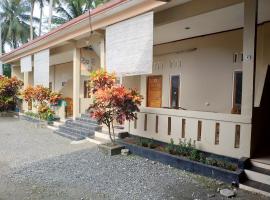 Hotel Putra Sindang Asih, privat indkvarteringssted i Batukaras