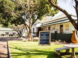 Marico Bosveld Guesthouse, hotell i Zeerust