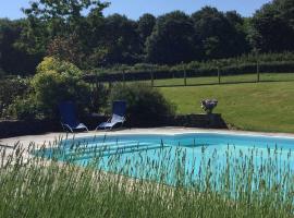 Le chant des oiseaux, hotel a Viry