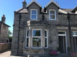 Ravenswood Guest House, hotel in Stirling