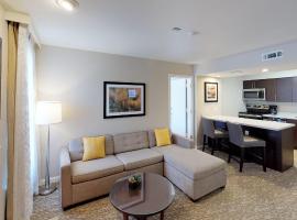 Chase Suite Hotel Newark Fremont, hotel v destinaci Newark