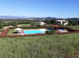 Agriturismo Trosciole – hotel z basenem w mieście Montecchio