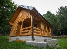 Cabin House Hidden Nest, koliba u Mostaru