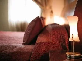 Gold Hotel
