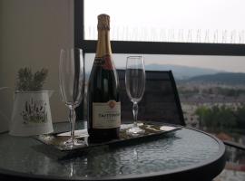 Studio apartman Anamaria, hotel with hot tubs in Zagreb