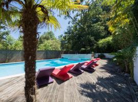 Les Collines Iduki, Ferienwohnung mit Hotelservice in Labastide-Clairence