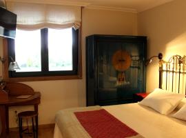Apartamento Spellos, hotel sa spa centrom u gradu 'Rosal'