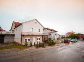 Apartman Lucija, hotelli kohteessa Livno lähellä maamerkkiä Medvedgrad